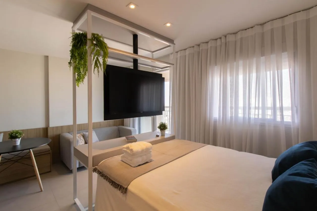 Avenue Studio - Gru 2207 Guarulhos 0*,  Brasil